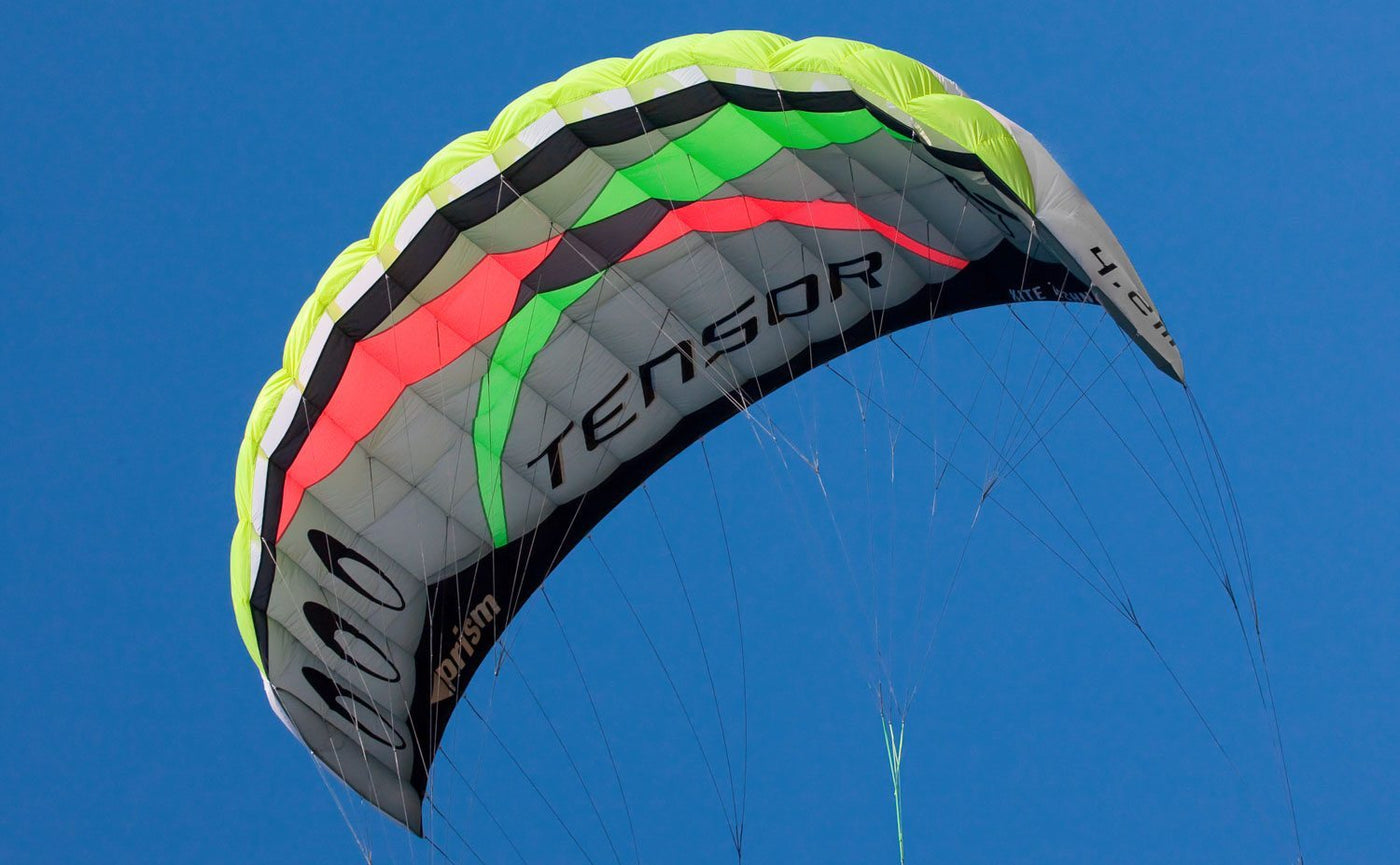 Tensor 4.2 Power kite in flight